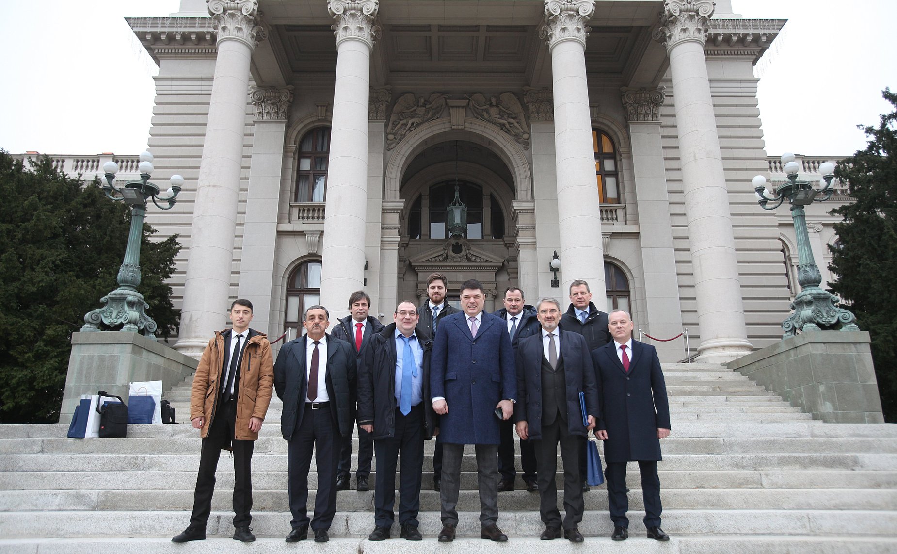 Сенаторы РФ приняли участие в наблюдении за парламентскими выборами в Сербии