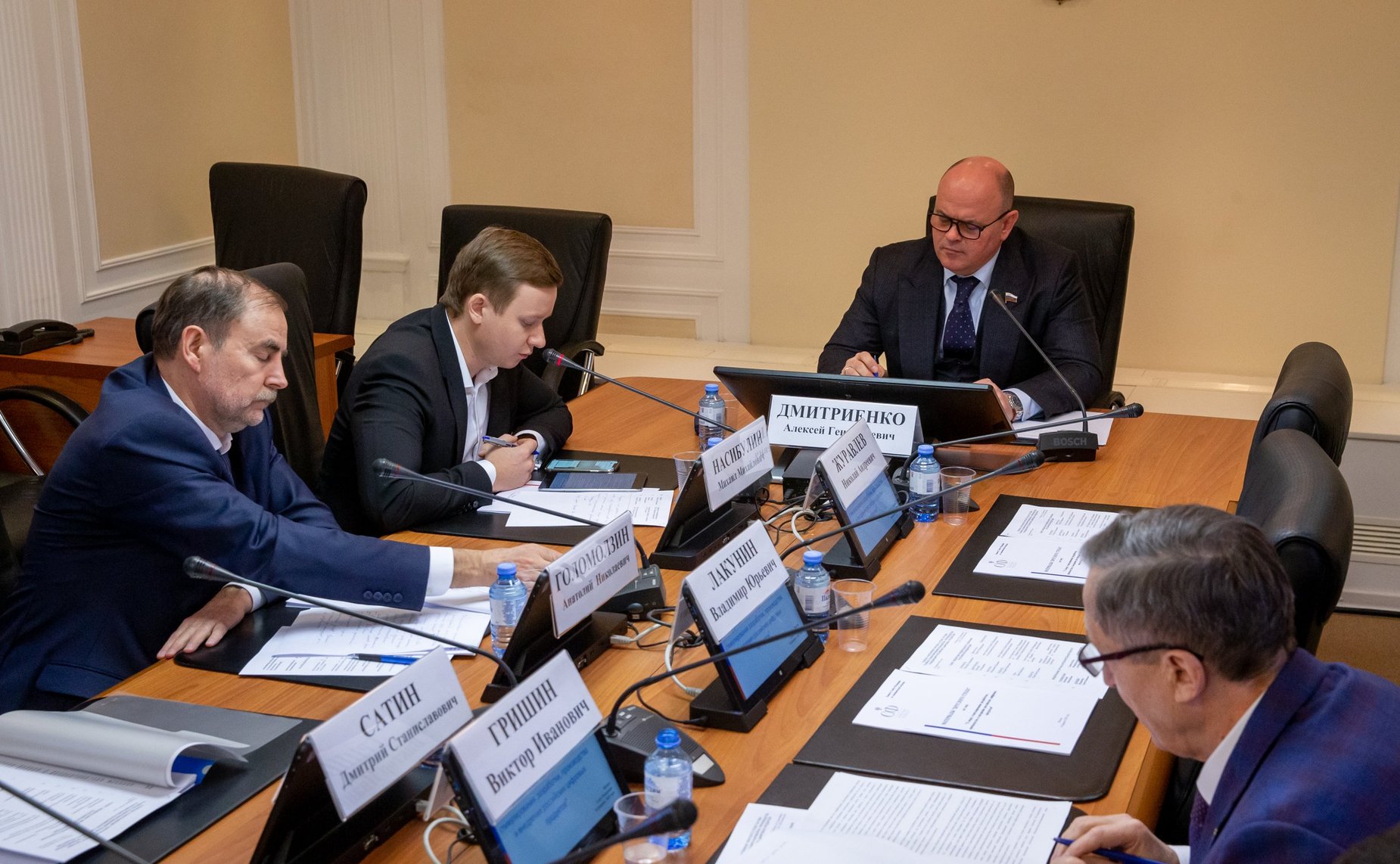 «Круглый стол» на тему «О мерах стимулирования разработки, производства и внедрения российских цифровых продуктов»