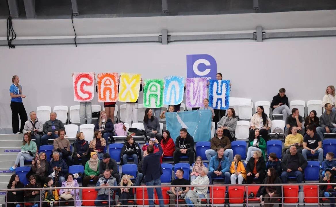 Андрей Хапочкин принял участие в церемонии открытия Всероссийских соревнований по лёгкой атлетике среди юношей и девушек — первом спортивном событии в новом легкоатлетическом манеже