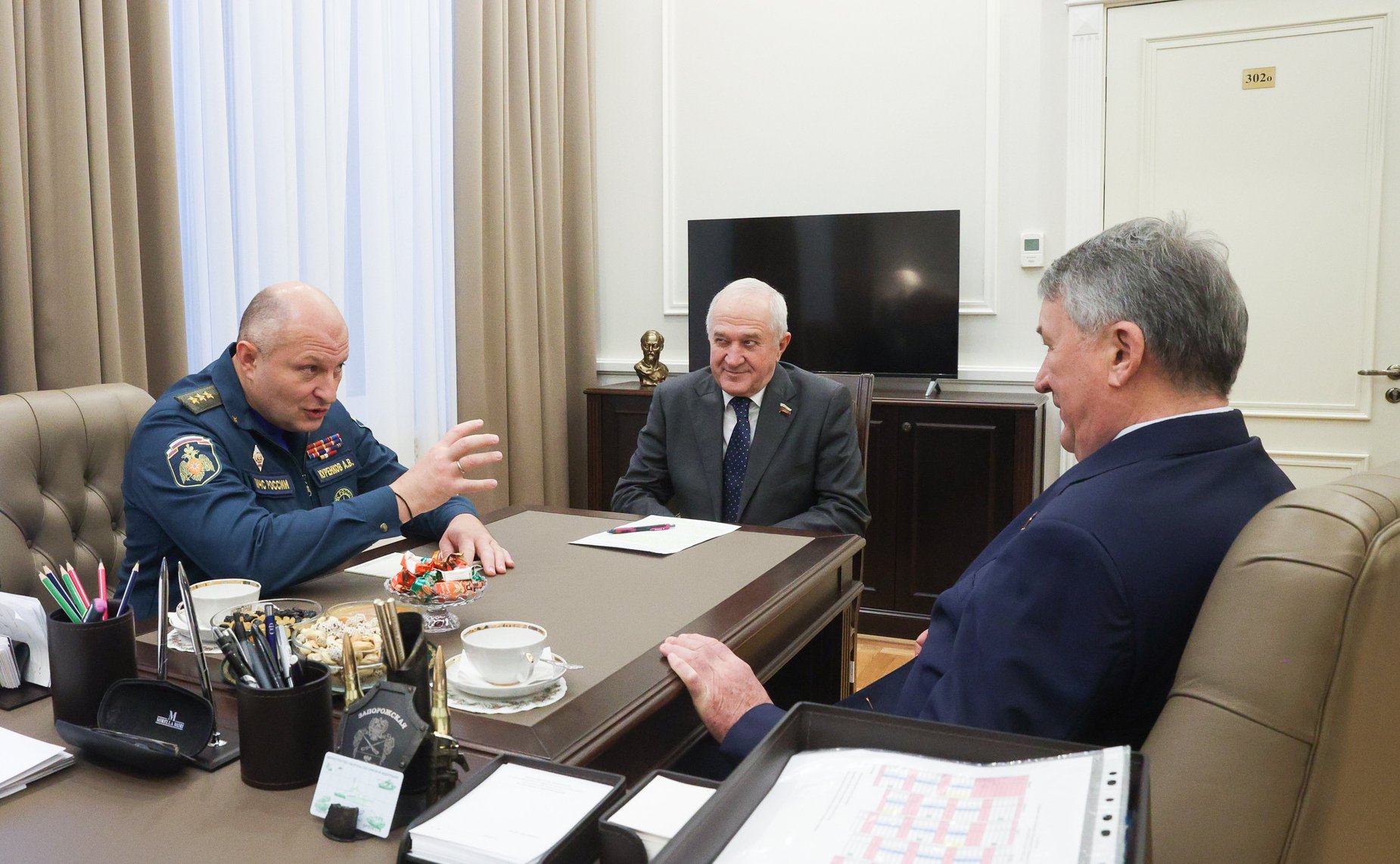 Открытие выставки «Служим Отечеству и МЧС России»