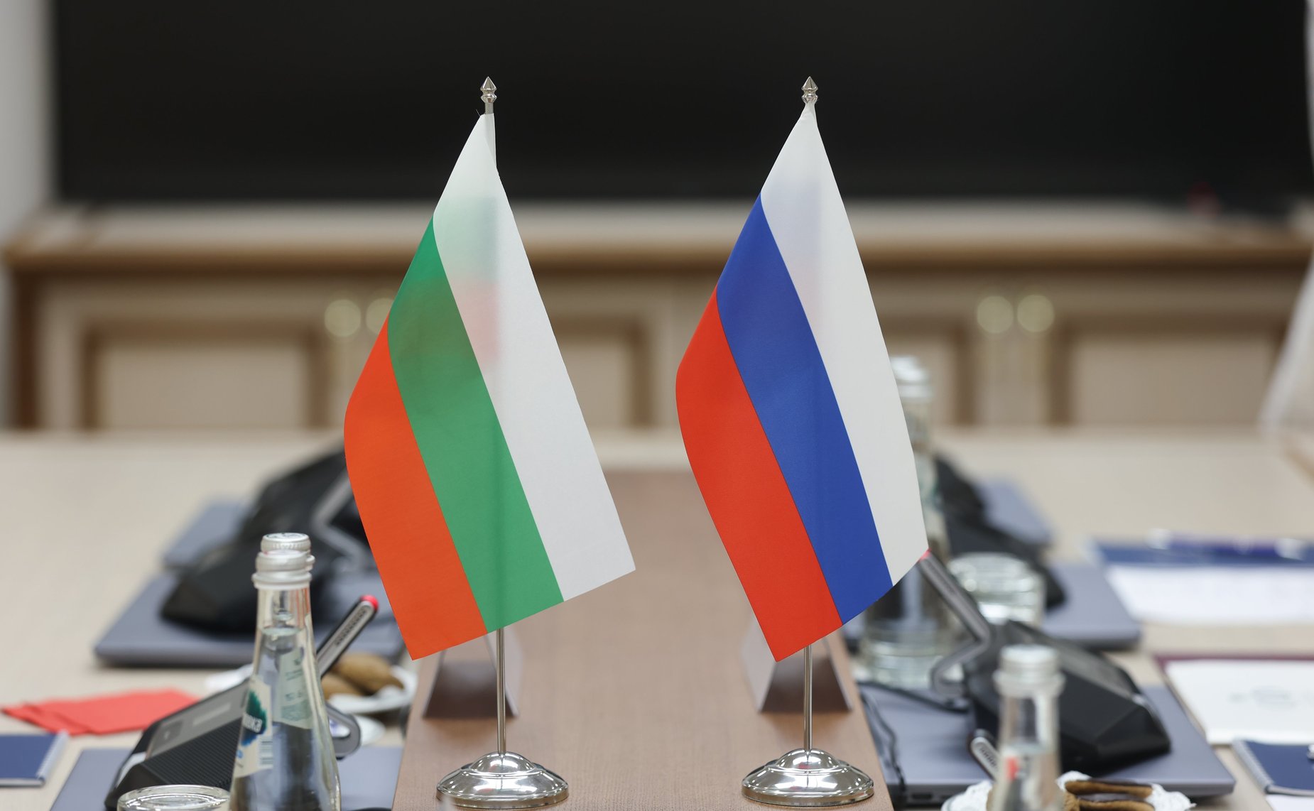 Встреча члена Комитета СФ по бюджету и финансовым рынкам Василия Иконникова с председателем политической партии «Альтернатива для болгарского возрождения» (Республика Болгария) Руменом Петковым