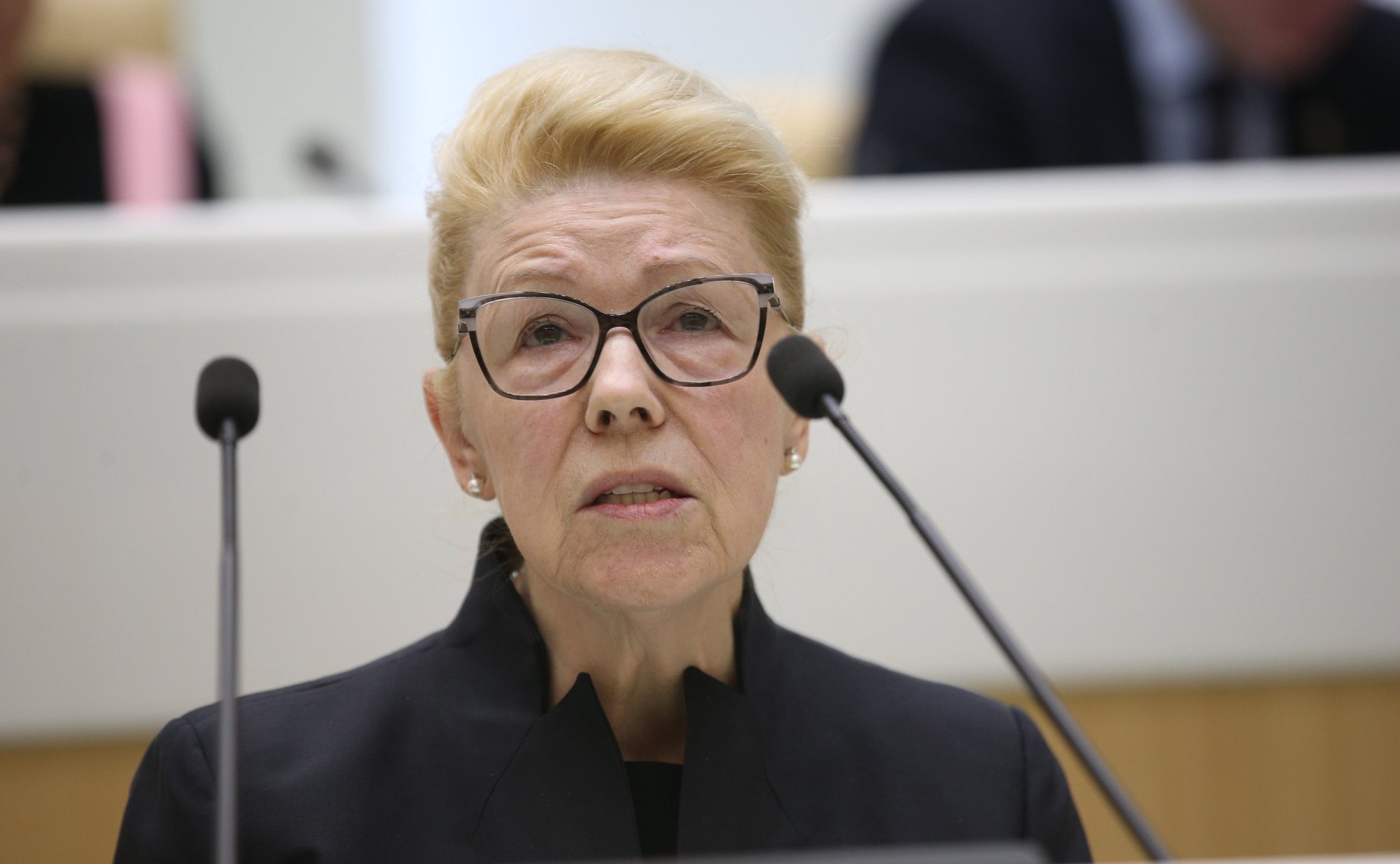 Елена Мизулина