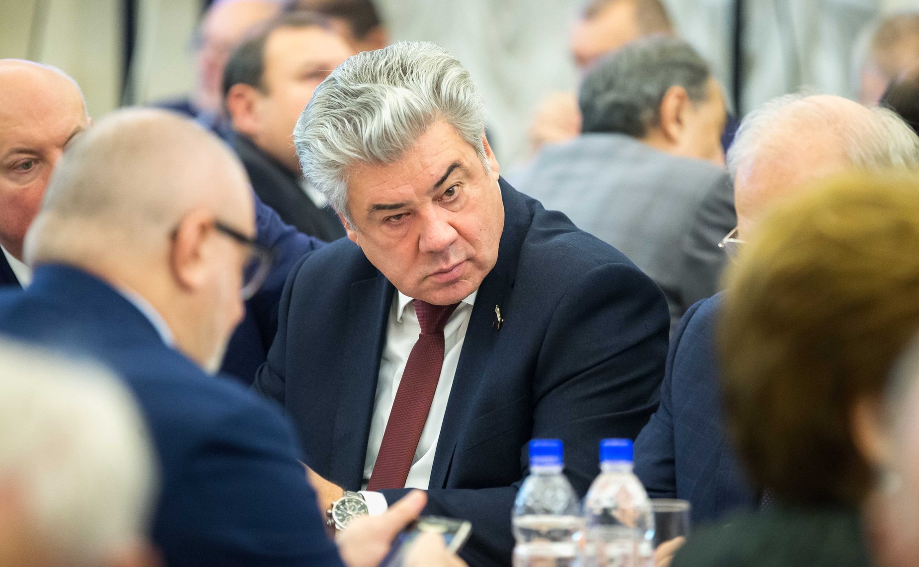 Виктор Бондарев