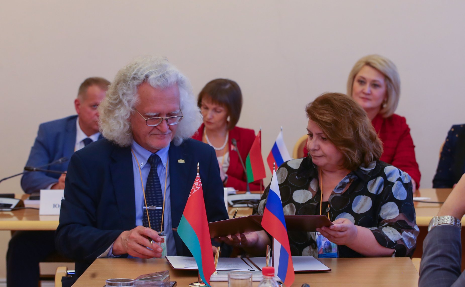 Заседание Секции 3. «Культурно-гуманитарные проекты как связующее звено духовной жизни народов России и Беларуси»