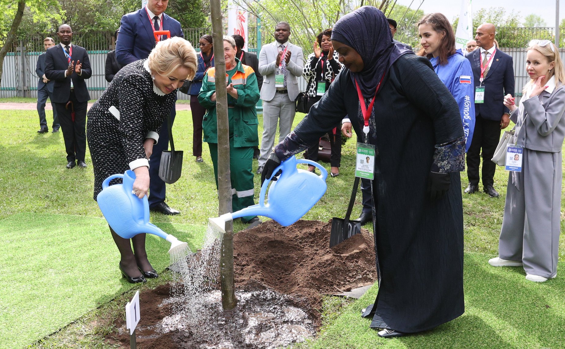 Церемония высадки деревьев в рамках проведения международной эколого-патриотической акции «Сад памяти», приуроченной к году Защитника Отечества