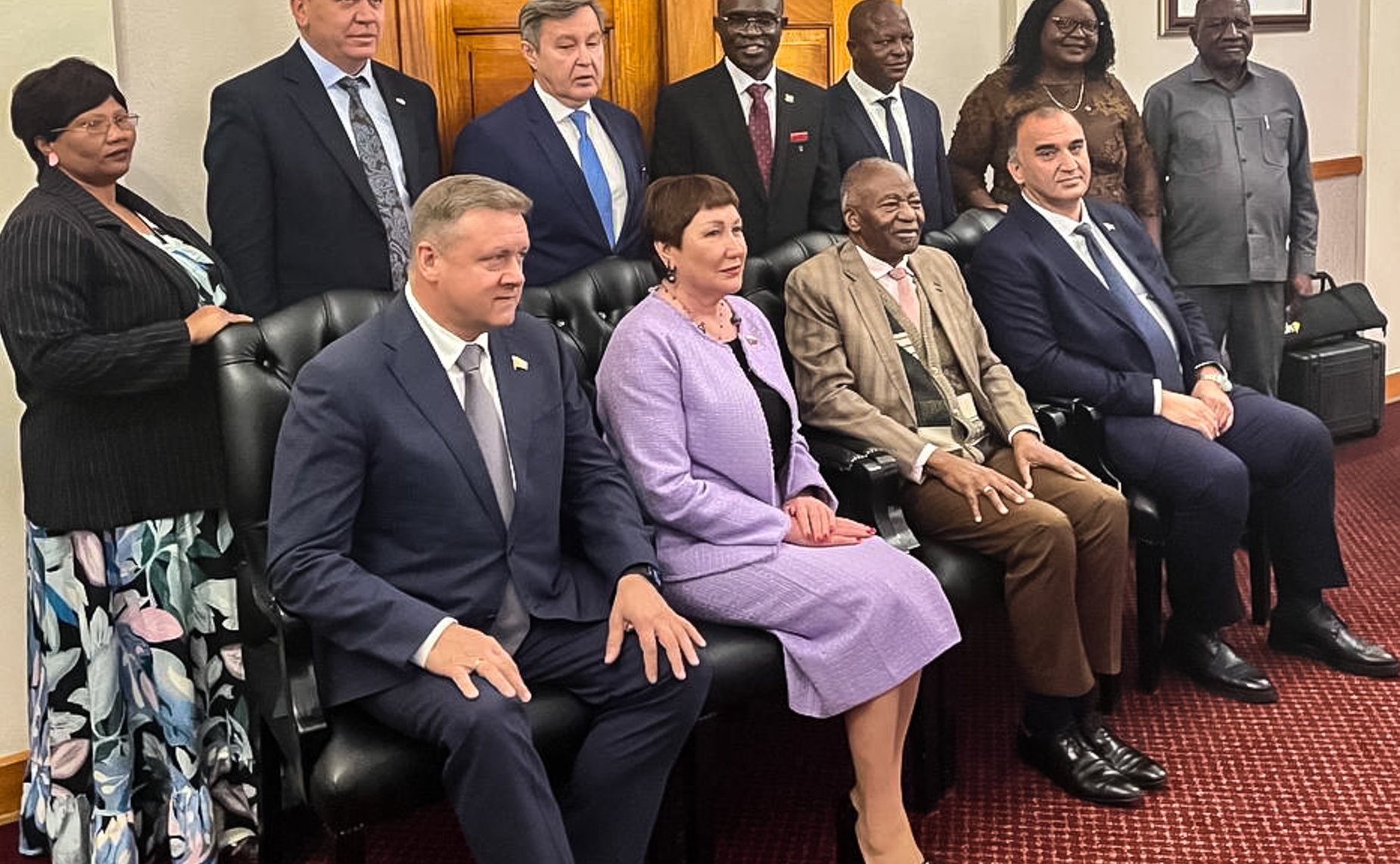 Делегация Совета Федерации во главе с Еленой Перминовой в ходе визита в Намибию была принята Председателем Национального Собрания Намибии Питером Качавиви