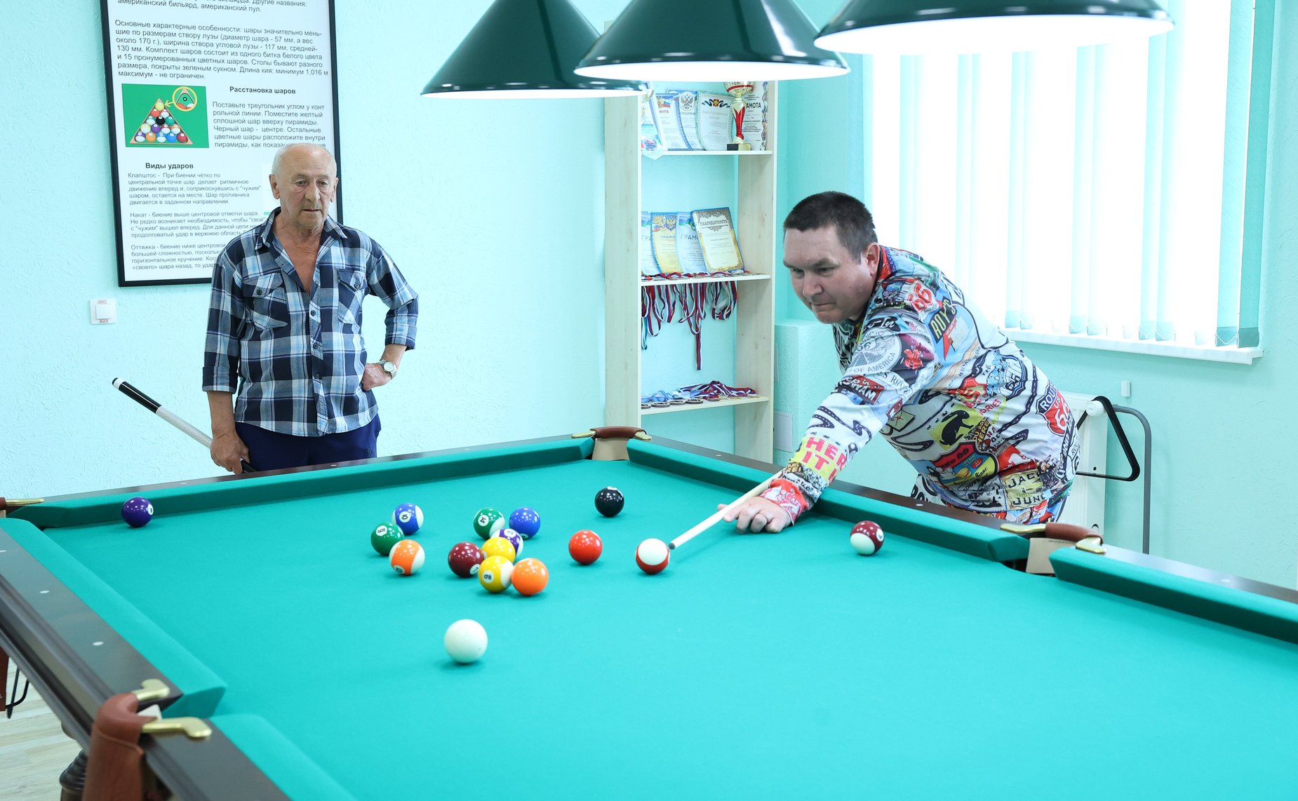 Владимир Якушев в ходе рабочей поездки в Республику Коми встретился с коллективом Республиканского Тентюковского дома-интерната для престарелых и инвалидов