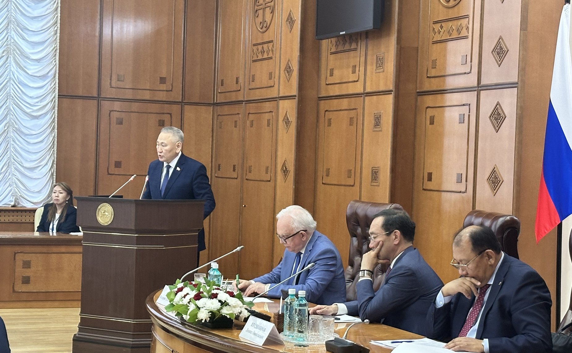 Сахамин Афанасьев принял участие в научно-экспертном форуме «Арктика — территория стратегических исследований: итоги, новые вызовы и горизонты»