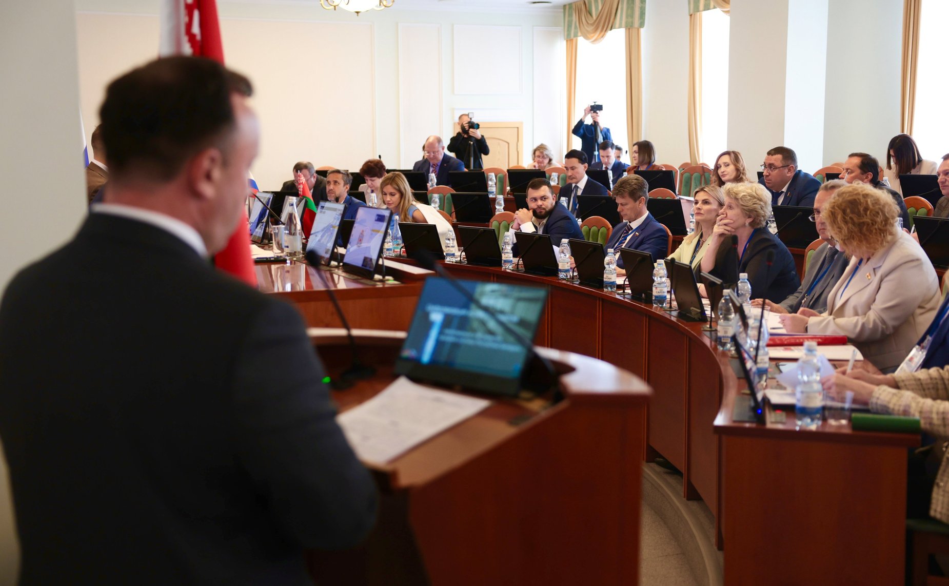 Секции № 1 «Правовое сотрудничество как условие эффективной интеграции России и Беларуси в рамках Союзного государства». ХII Форум регионов России и Беларуси