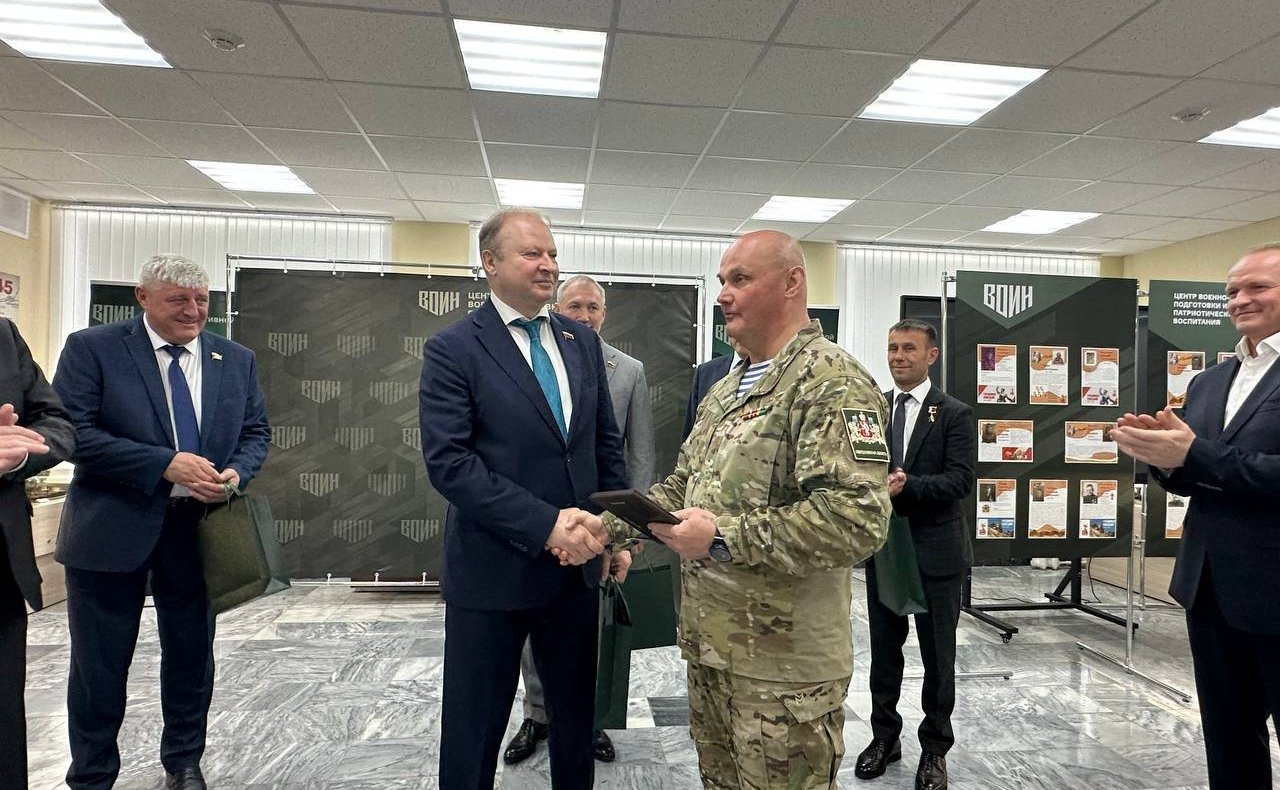 В рамках выездного заседания Комитета СФ по обороне и безопасности сенаторы посетили Центр военно-спортивной подготовки ВОИН