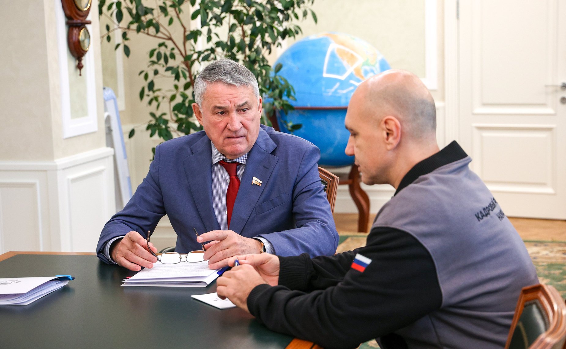 Заместитель Председателя Совета Федерации Юрий Воробьев провел встречу с и.о ректора Вологодского государственного университета