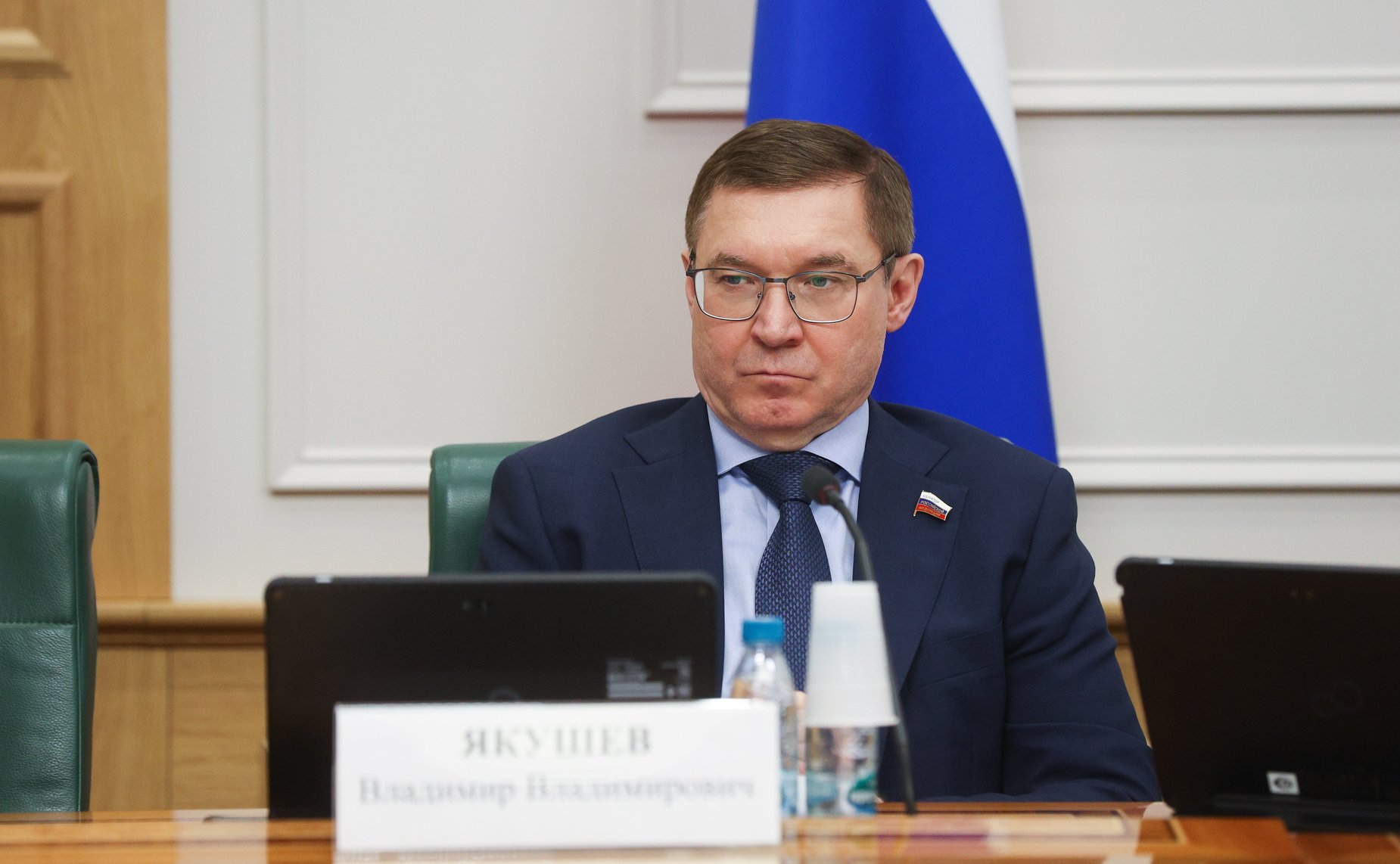Владимир Якушев