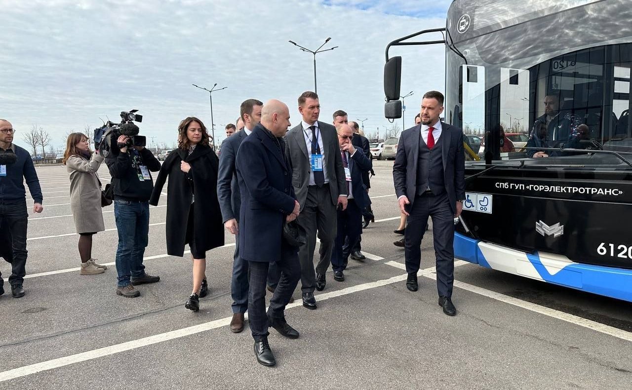 Сенаторы приняли участие в работе XXIII Международного форума «Экология большого города»