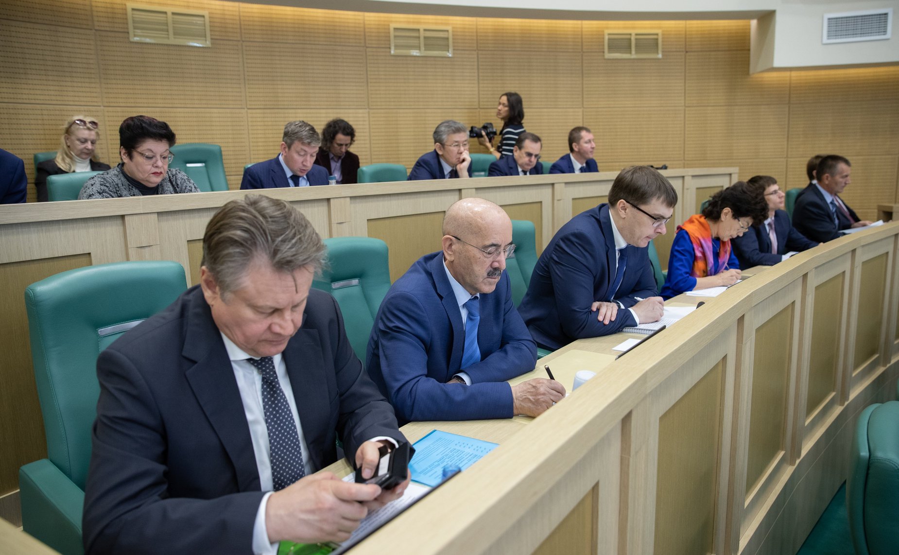 Парламентские слушания по обсуждению проекта бюджета на 2019 г. и на плановый период 2020 и 2021 гг