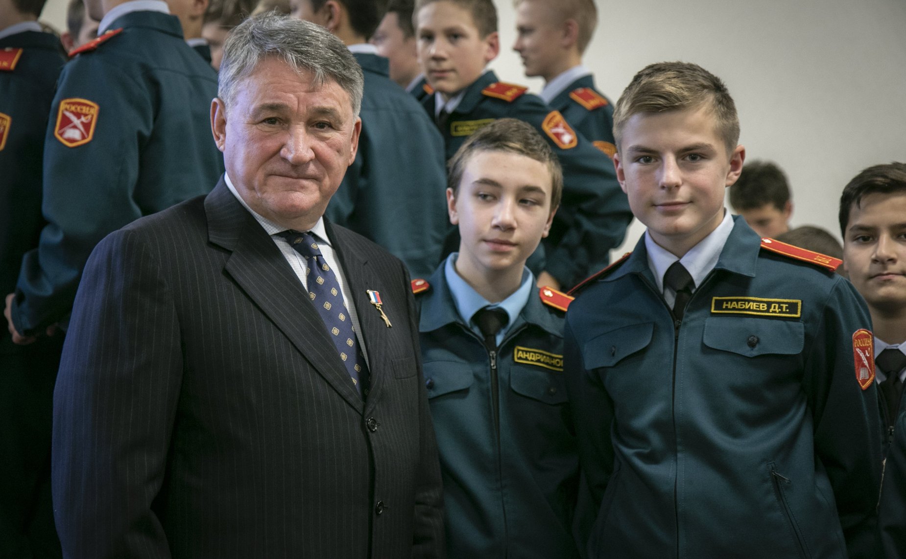 Ю. Воробьев провел урок патриотического воспитания в Кадетской школе «Корабелы Прионежья»