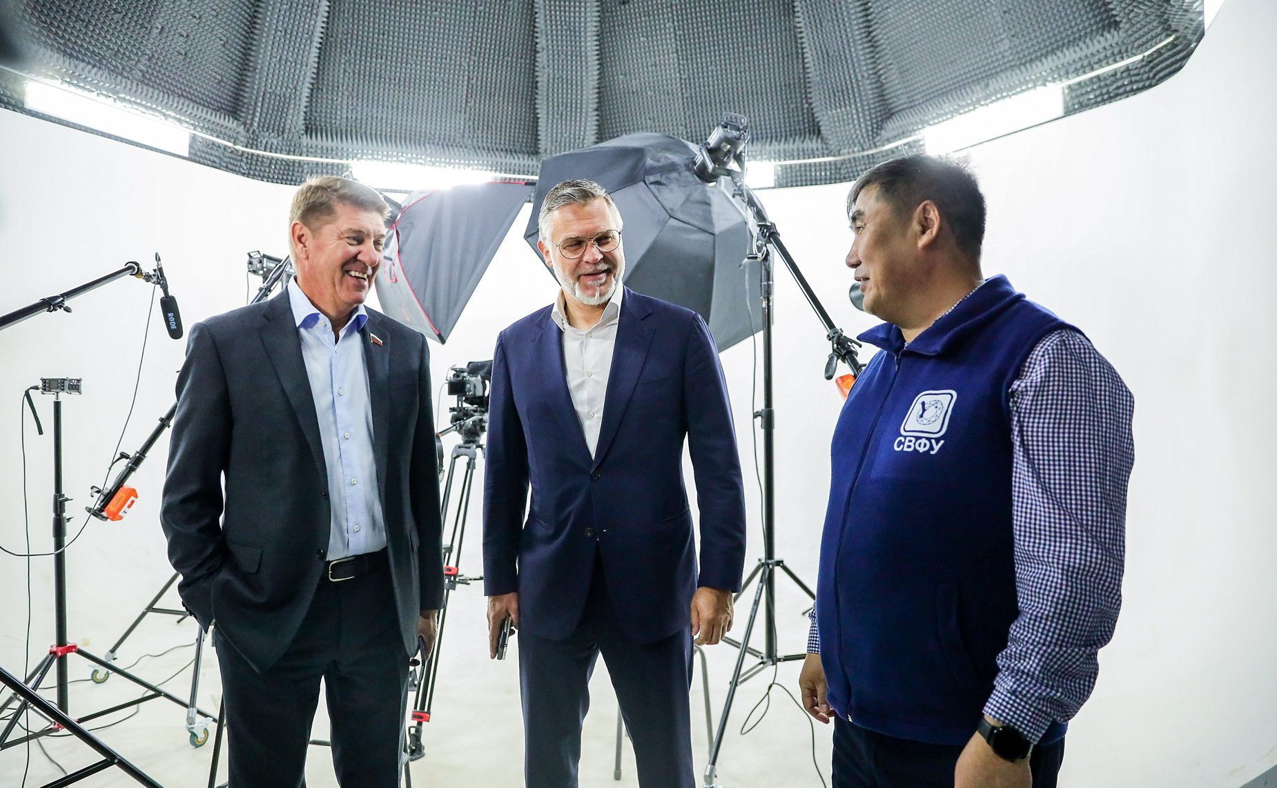 Сенаторы РФ в рамках выездного совещания Комитета СФ по федеративному устройству, региональной политике, местному самоуправлению и делам Севера посетили университеты и социальные объекты