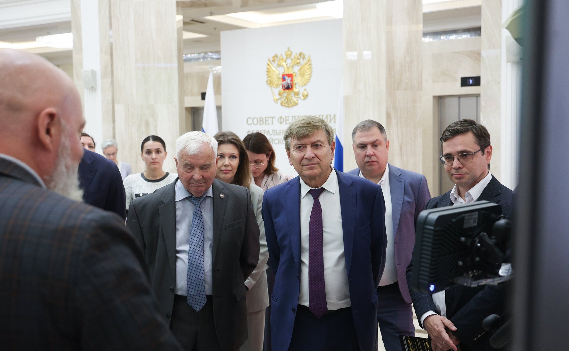 Открытие в Совете Федерации выставки «Робототехника в современном мире на примерах технологий отечественного производителя Когнитив Пилот»