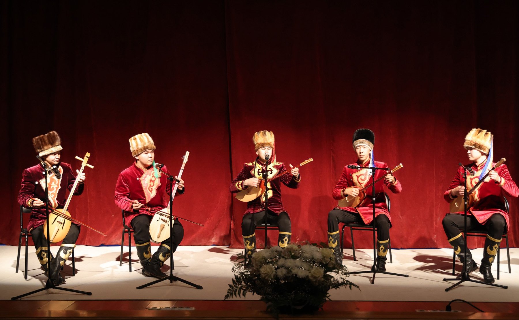 Торжественные мероприятия, посвященные празднованию Дня алтайского языка