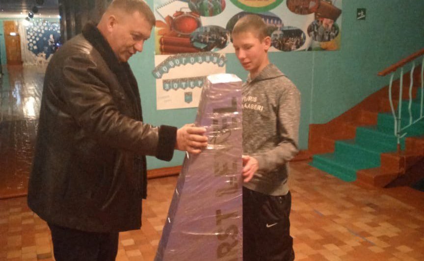 Баир Жамсуев принял участие в благотворительной акции «Ёлка желаний»