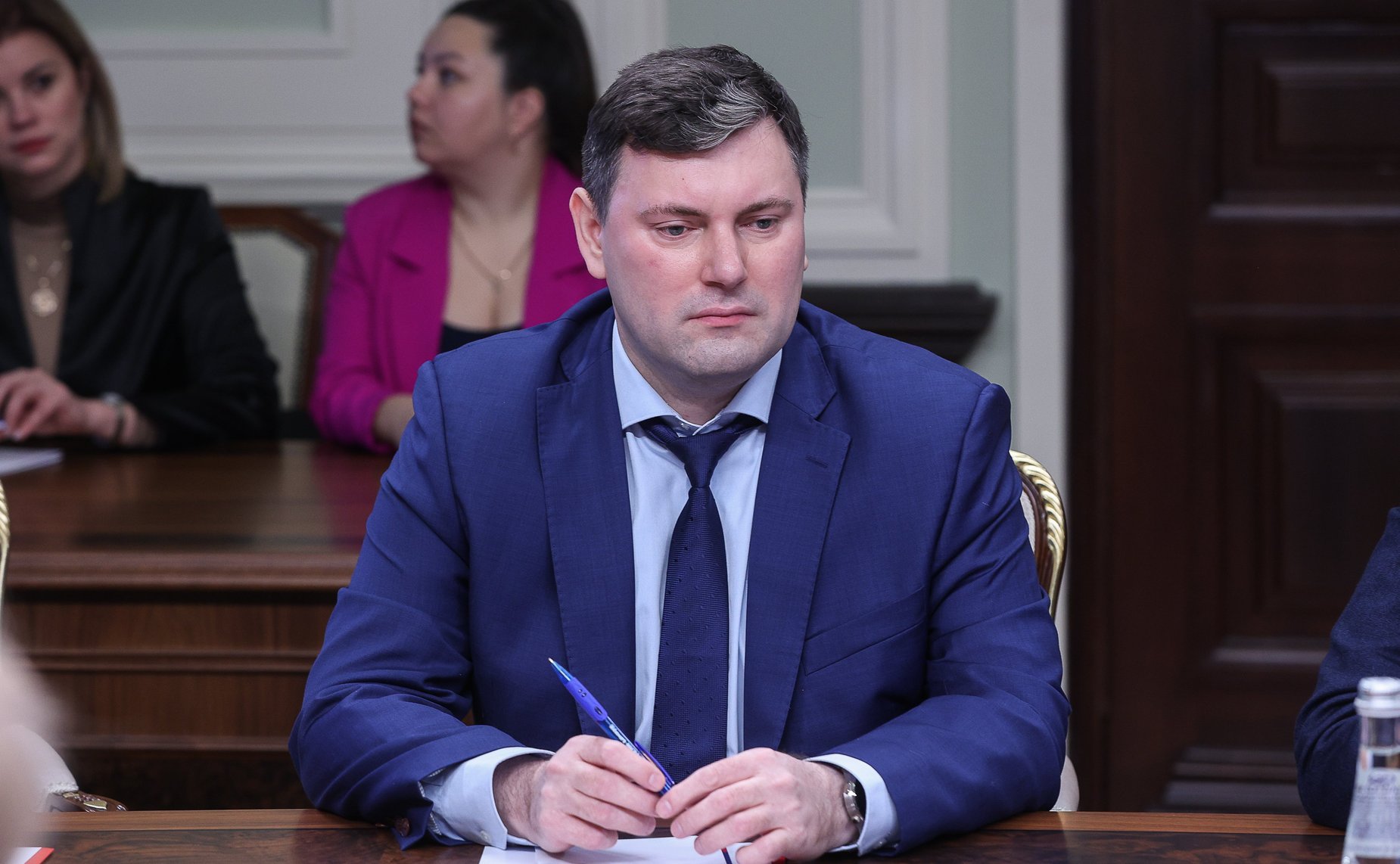 Заместитель Председателя Совета Федерации Константин Косачев и глава Республики Юрий Зайцев провели встречу с Министром просвещения РФ Сергеем Кравцовым в рамках Дней Республики Марий Эл в СФ