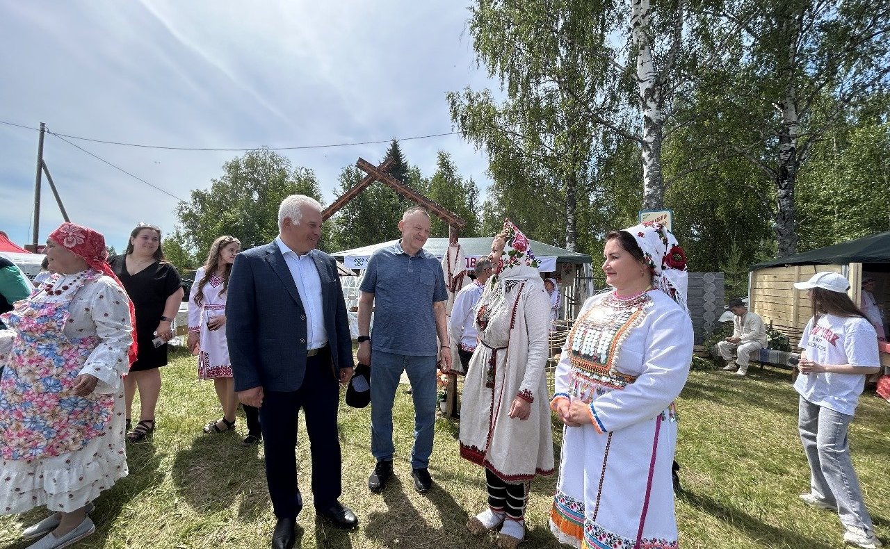 Сергей Мартынов посетил Сабантуй и Пеледыш Пайрем в Параньгинском районе Республики Марий Эл