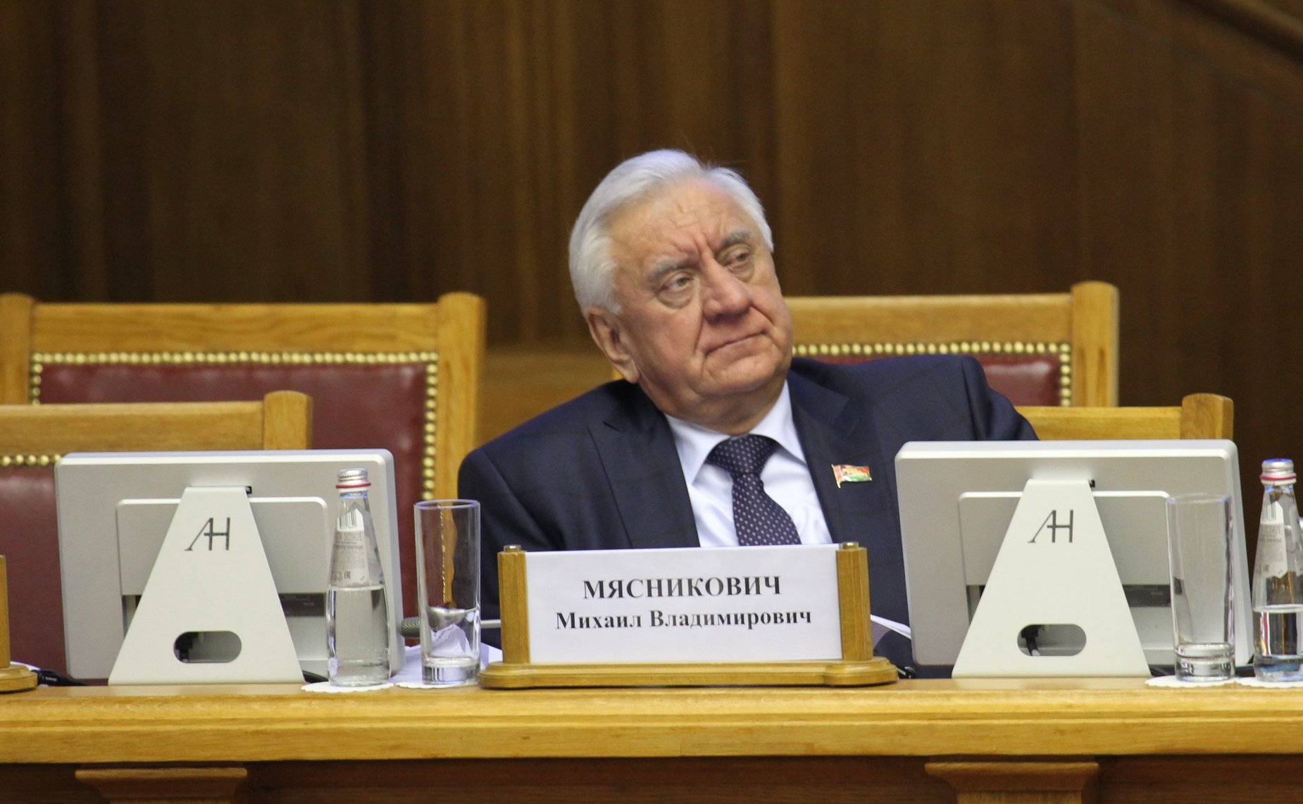 М. Мясникович