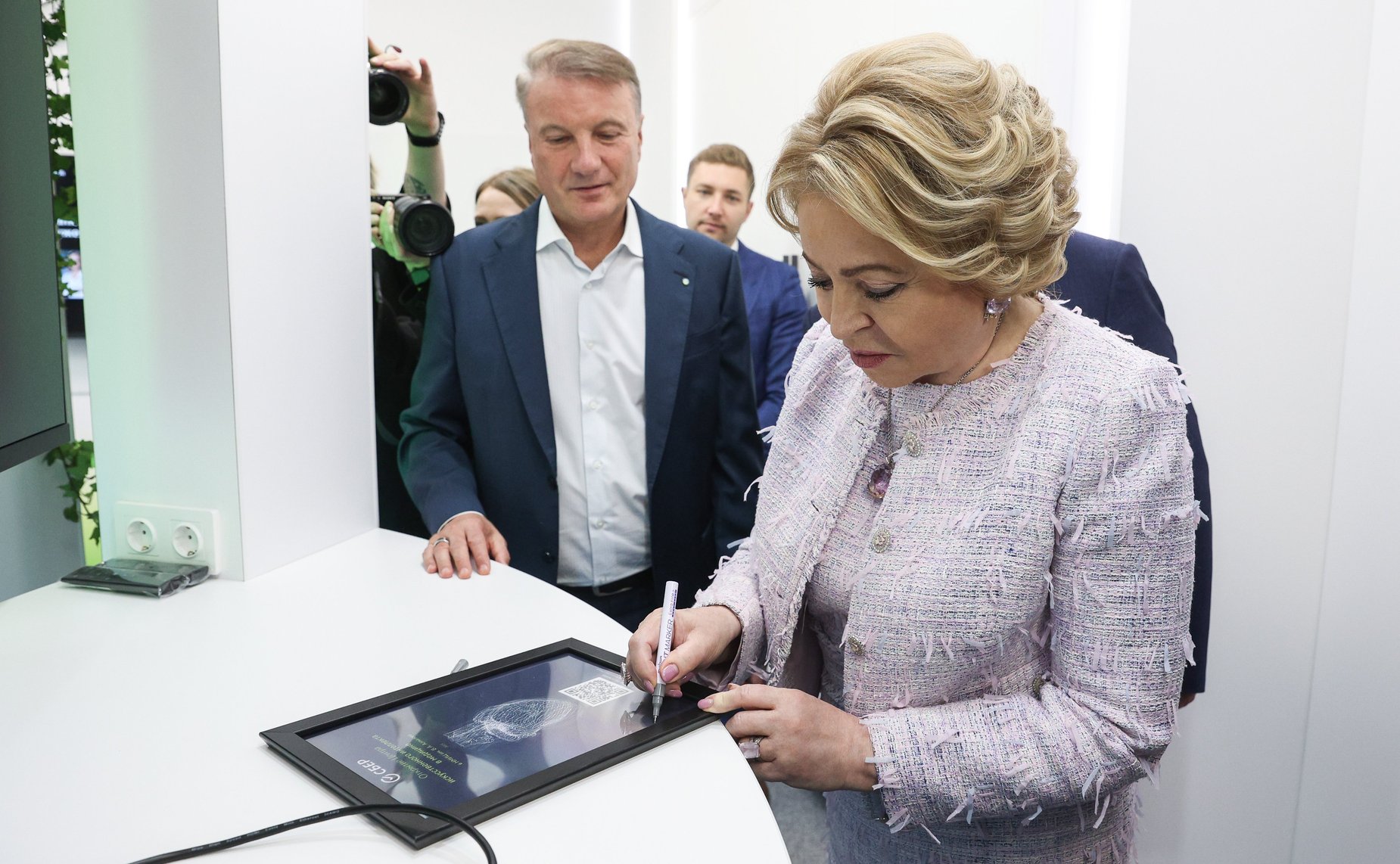 Валентина Матвиенко приняла участие в открытии Центра Искусственного интеллекта Сбера в ФГБУ «НМИЦ им. В. А. Алмазова»