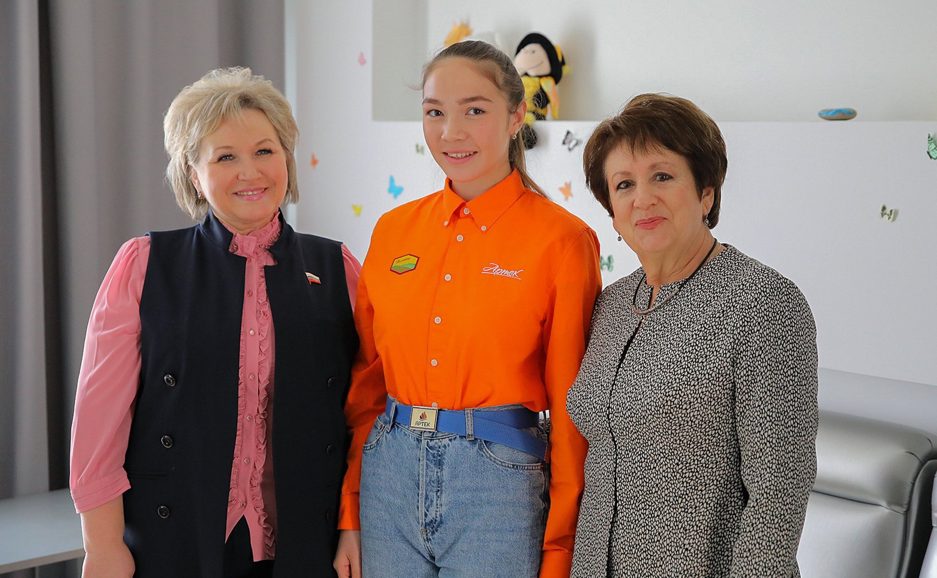 Екатерина Алтабаева и Елена Писарева посетили международный детский центр «Артек»