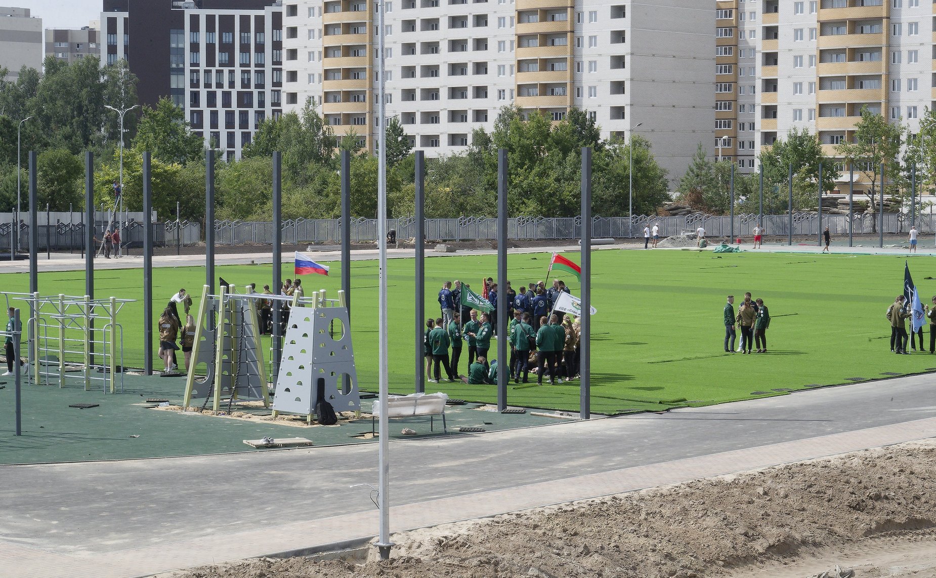 Заместитель Председателя СФ Галина Карелова, Министр строительства и ЖКХ РФ Ирек Файзуллин и губернатор Воронежской области Александр Гусев обсудили ход строительства инфраструктурных проектов в регионе
