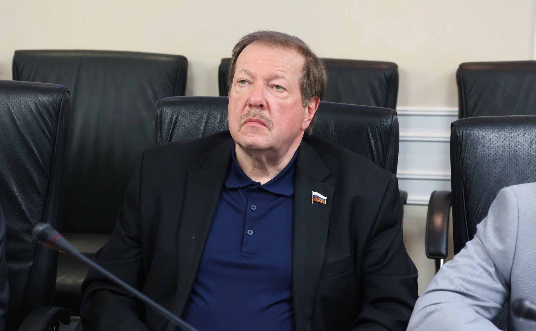 Александр Русаков