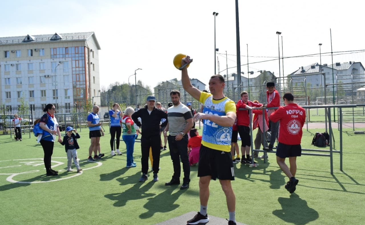 Эдуард Исаков передал свои медали чемпионатов Европы и мира в музей спортивной славы