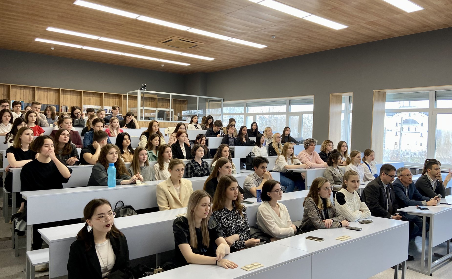 Фарит Мухаметшин в режиме видеоконференцсвязи выступил на открытии III образовательного проекта «Неделя российской дипломатии»