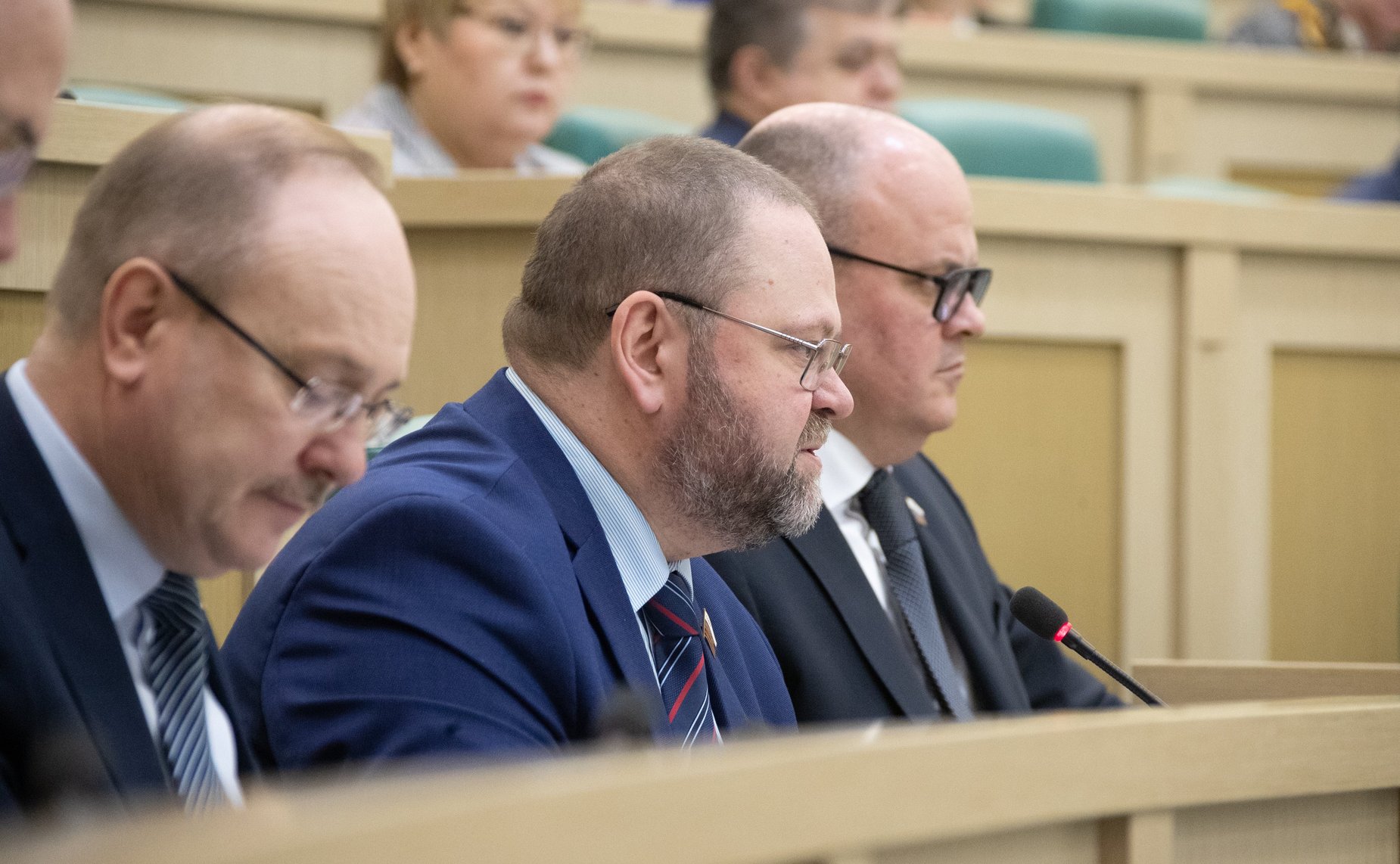 Олег Мельниченко