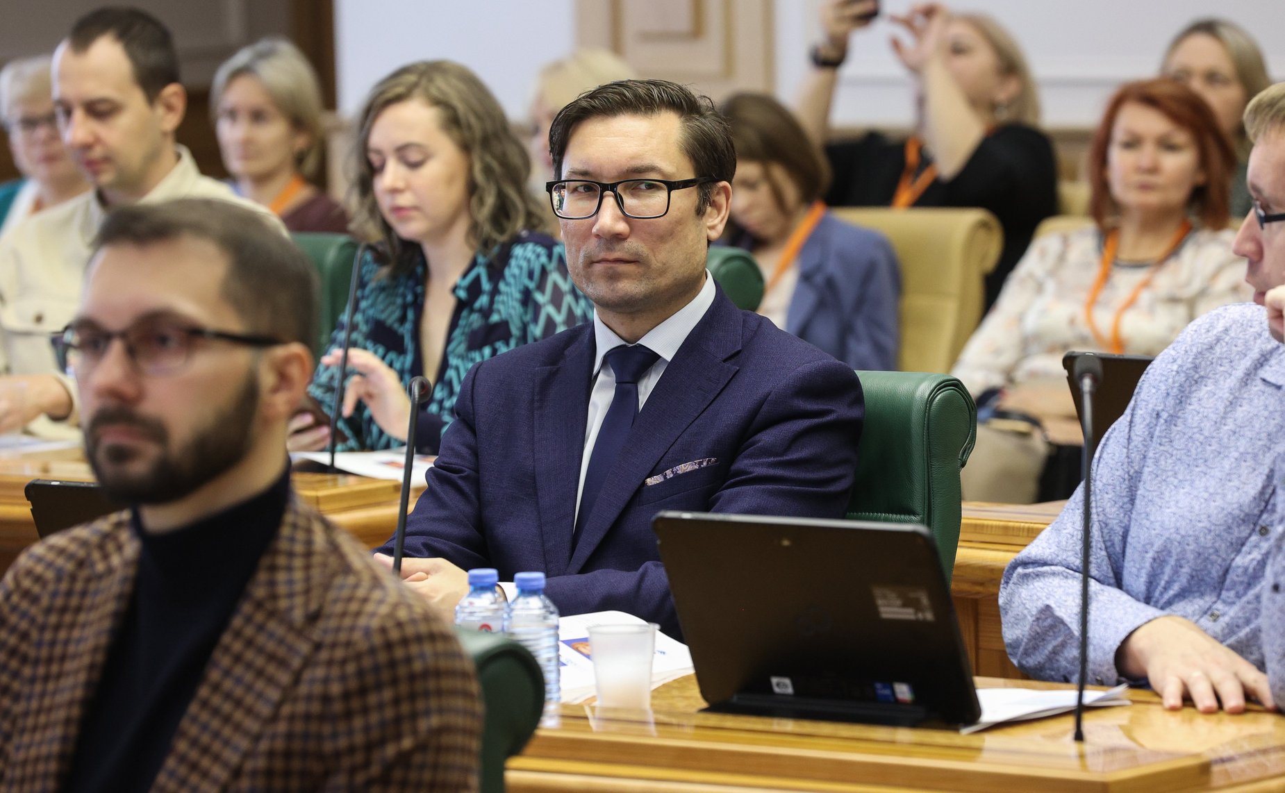 Круглый стол Комитета СФ по Регламенту и организации парламентской деятельности на тему «Цифровизация образования: вопросы нормативного регулирования и развития кадров»