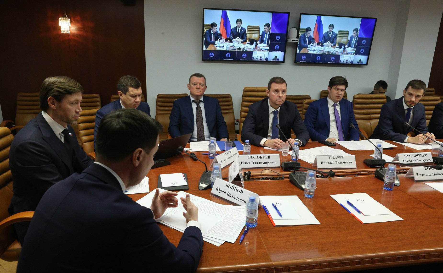 Круглый стол Комитета СФ по конституционному законодательству и государственному строительству совместно с Комитетом СФ по экономической политике