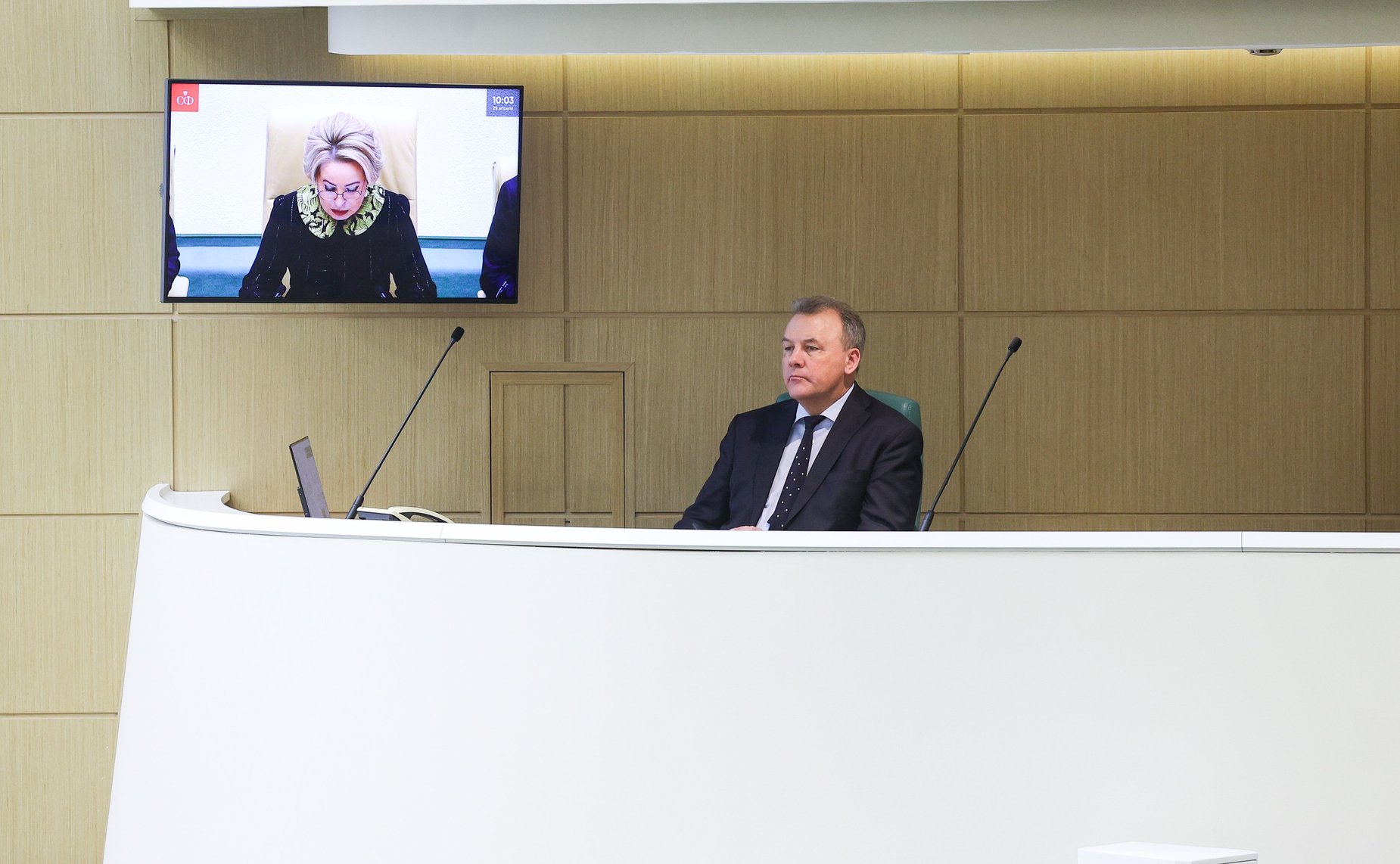 Артур Муравьев