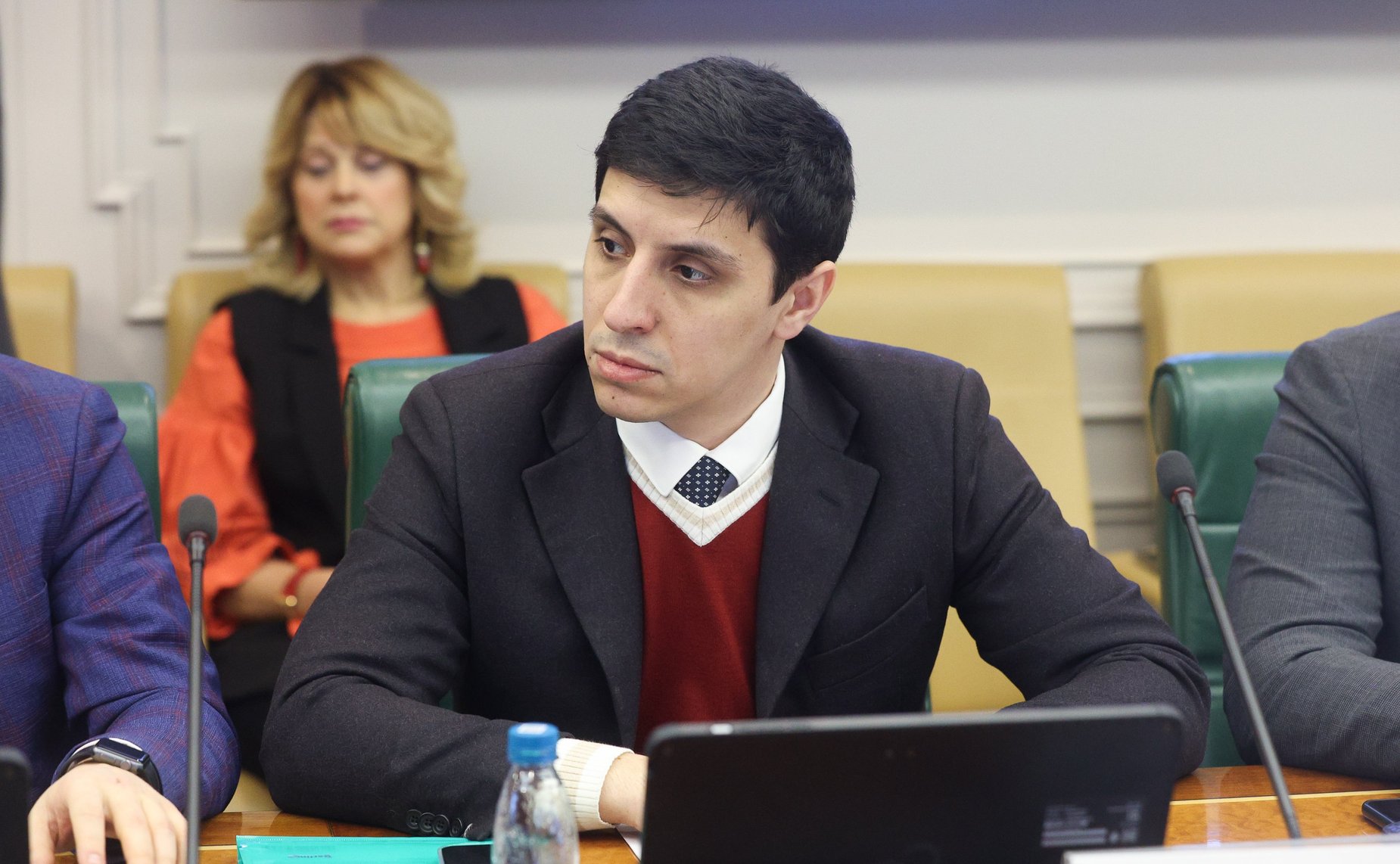 Совещание Комитета Совета Федерации по экономической политике по вопросам совершенствования механизмов расширенной ответственности производителей и импортеров товаров и упаковки