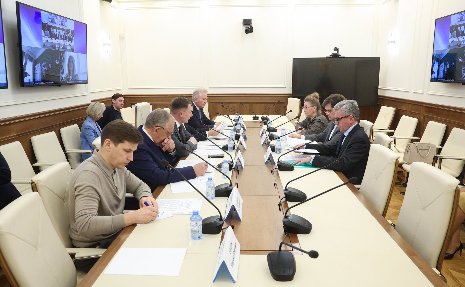 Совещание Комитета Совета Федерации по аграрно-продовольственной политике и природопользованию