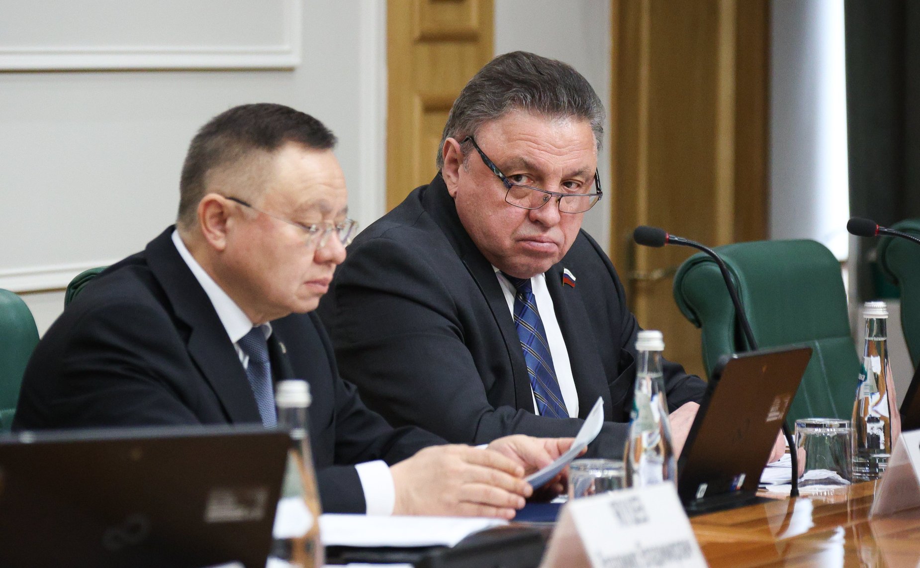 Парламентские слушания на тему «Вопросы повышения эффективности управления многоквартирными домами: основные подходы и предложения»