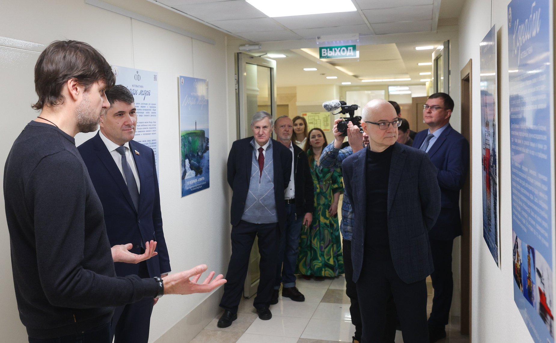 Открытие в Совете Федерации фотовыставки «Люди моря» и «Голоса погибших кораблей»