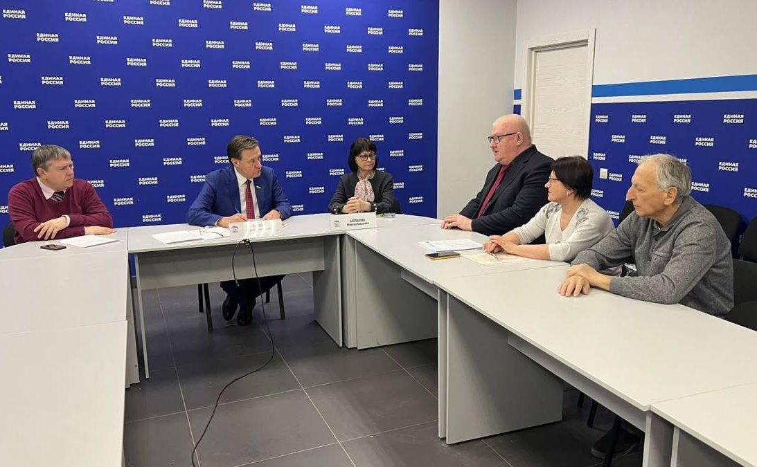 Сергей Рябухин в ходе рабочей поездки в регион посетил муниципальное образование Барышский район