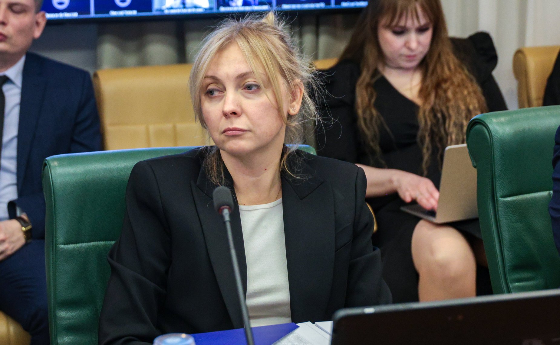 Круглый стол на тему «О реализации проектов по строительству индивидуальных жилых домов по договорам строительного подряда с использованием счетов эскроу»