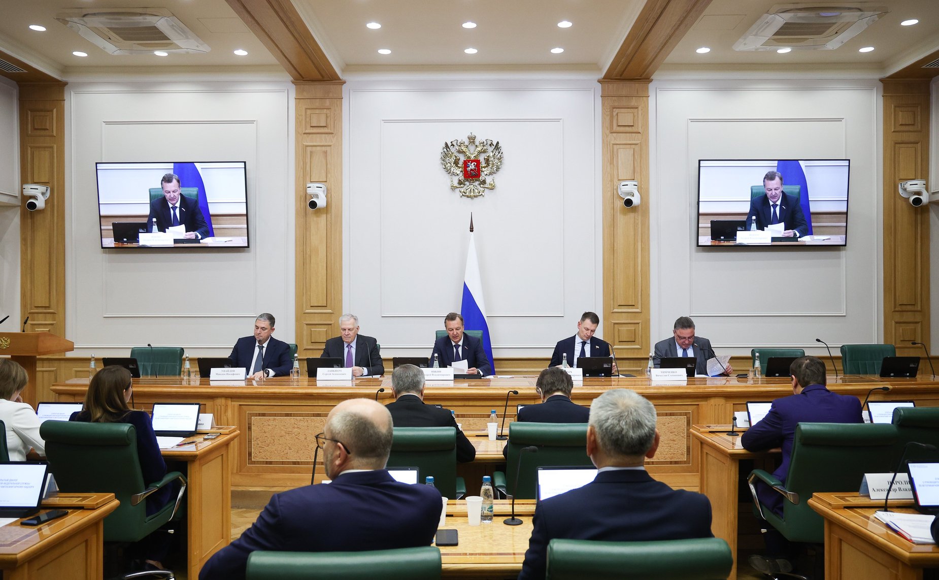 Открытый диалог сенаторов РФ с руководителем Федеральной службы по ветеринарному и фитосанитарному надзору