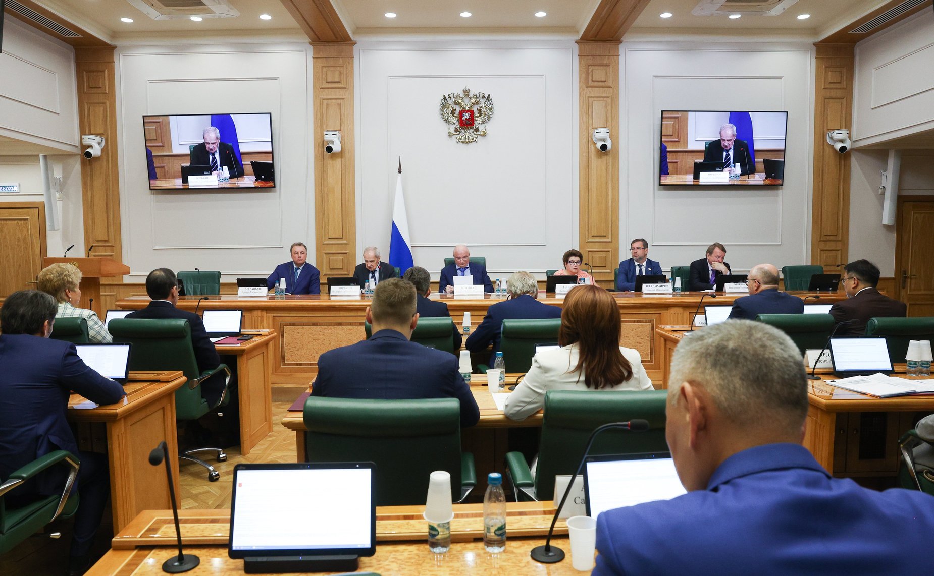 Заседание Комитета Совета Федерации по конституционному законодательству и государственному строительству