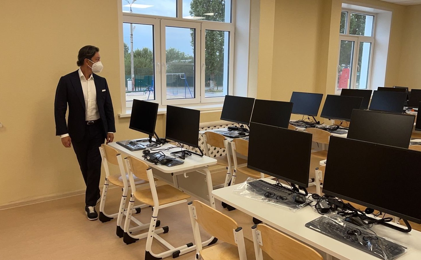 Максим Кавджарадзе посетил районную школу