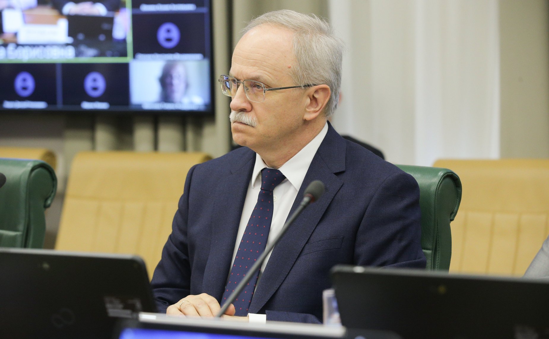 «Круглый стол» Комитета СФ по конституционному законодательству и государственному строительству