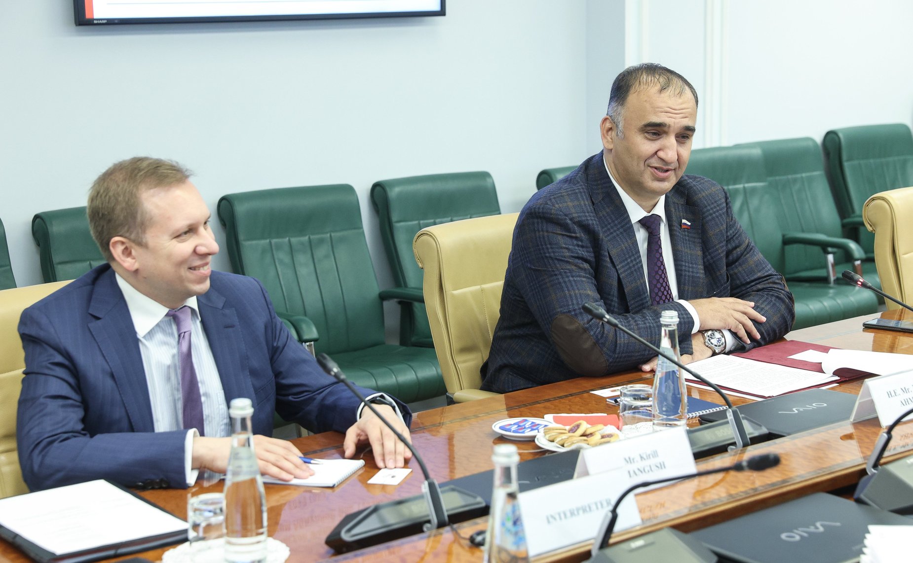 Мохмад Ахмадов провел встречу с Чрезвычайным и Полномочным Послом Омана в Российской Федерации Хамудом Салимом Абдуллой Аль Тувайхом