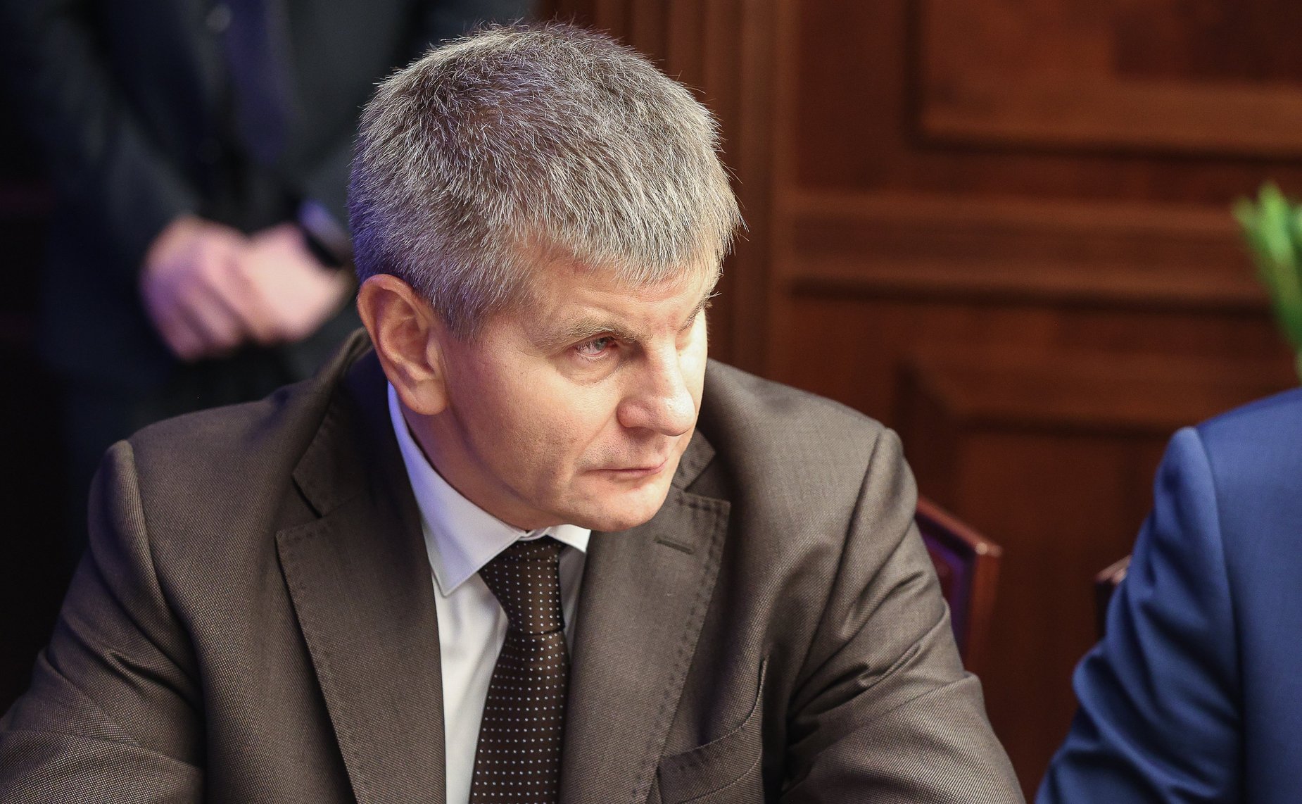 Геннадий Голов