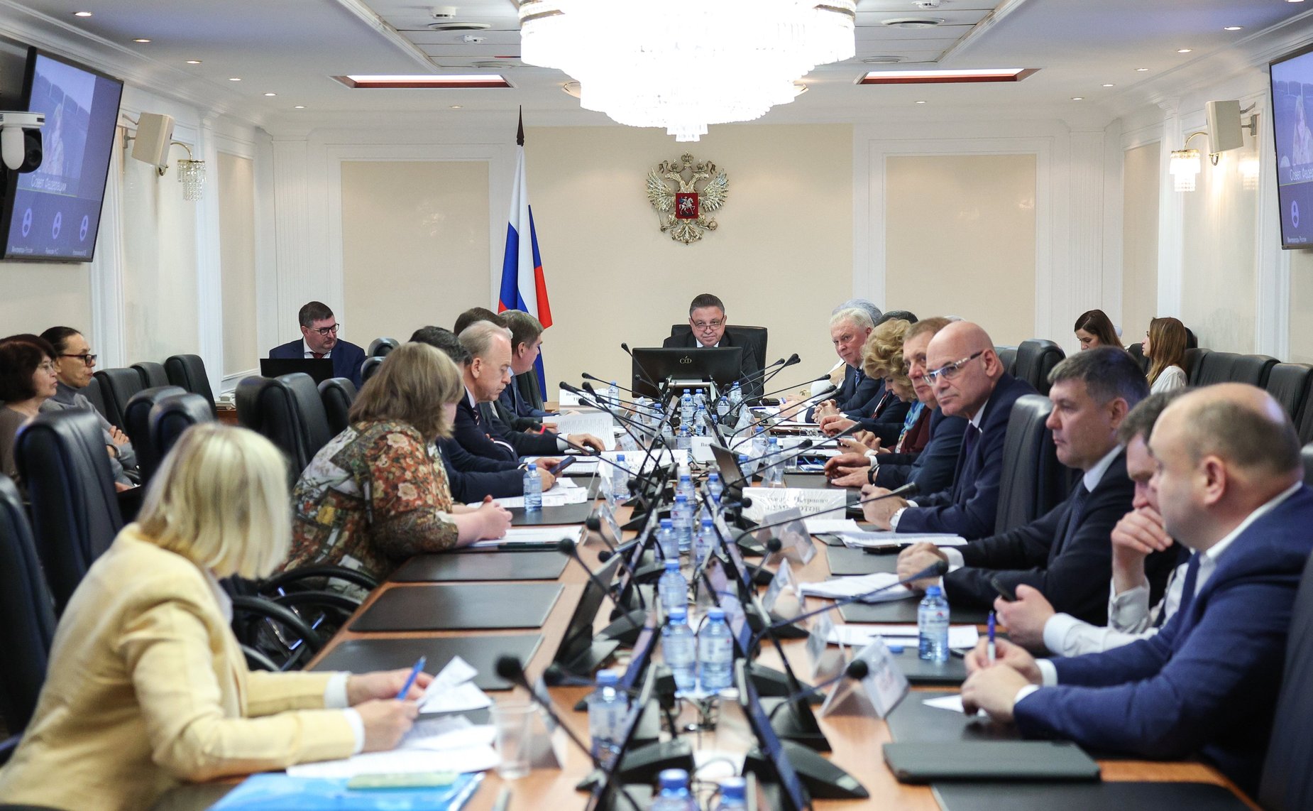 Заседание Комитета СФ по Регламенту и организации парламентской деятельности