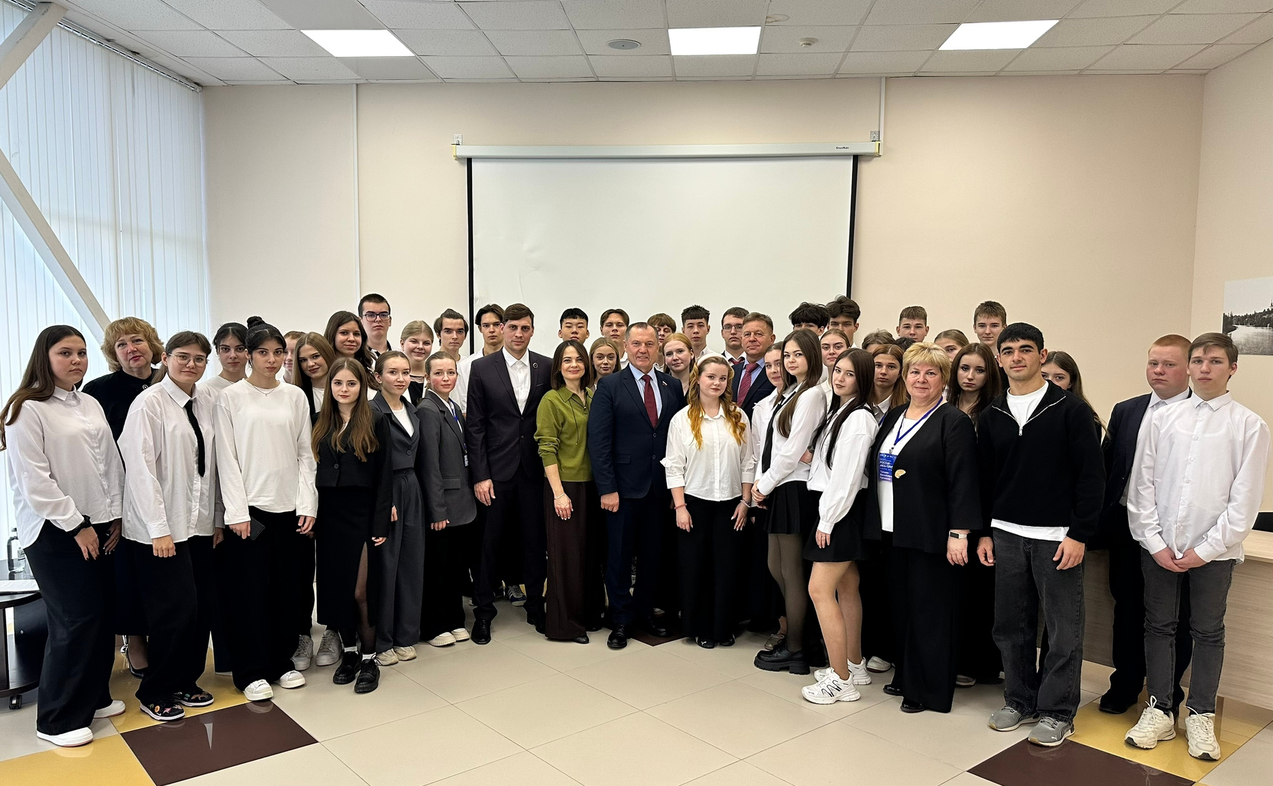 Игорь Мурог принял участие в ярмарке учебных мест «Я выбираю будущее» в Ряжском округе